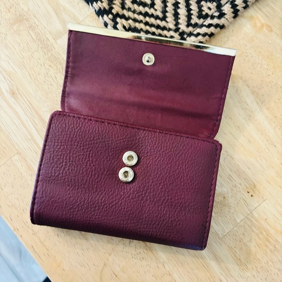 Burgundy SafeKeeper Tri Fold Wallet - Picture 2 of 8